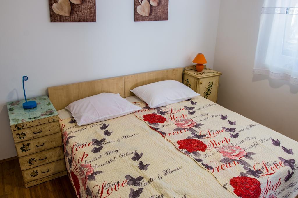 Apartments Seka Novi Vinodolski Luaran gambar