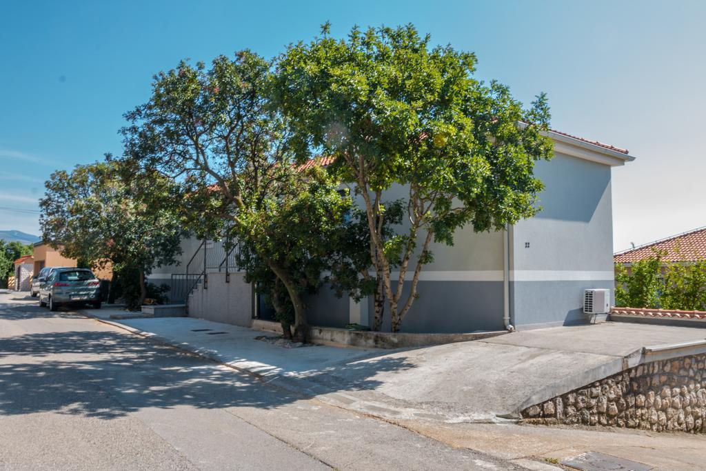 Apartments Seka Novi Vinodolski Luaran gambar